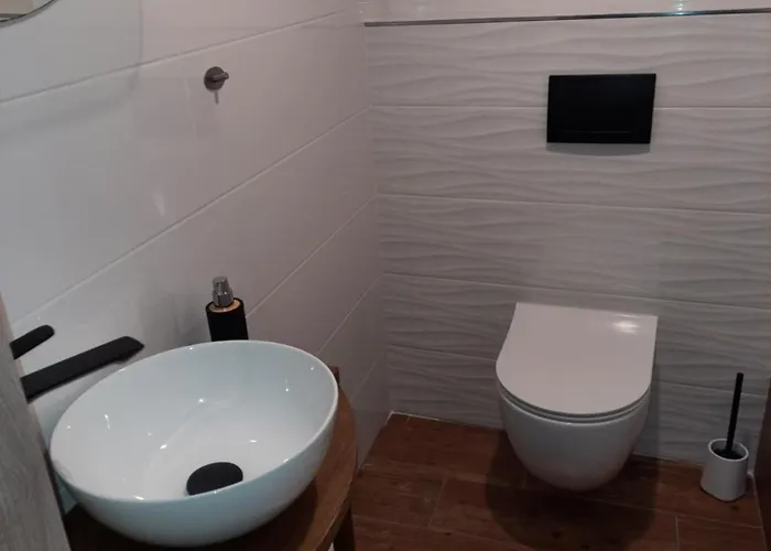 Aneta Apartamento *